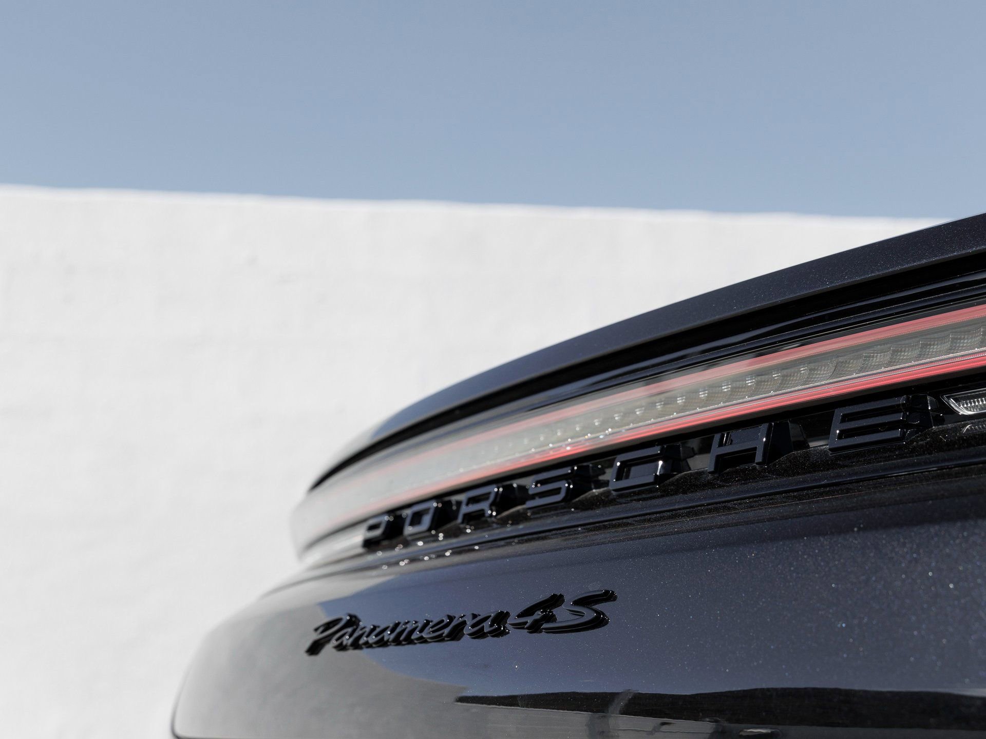 New 2026 Porsche Panamera 4S image 12