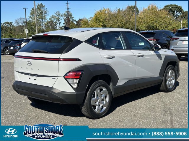 Certified 2024 Hyundai Kona SE AWD/4WD image 6