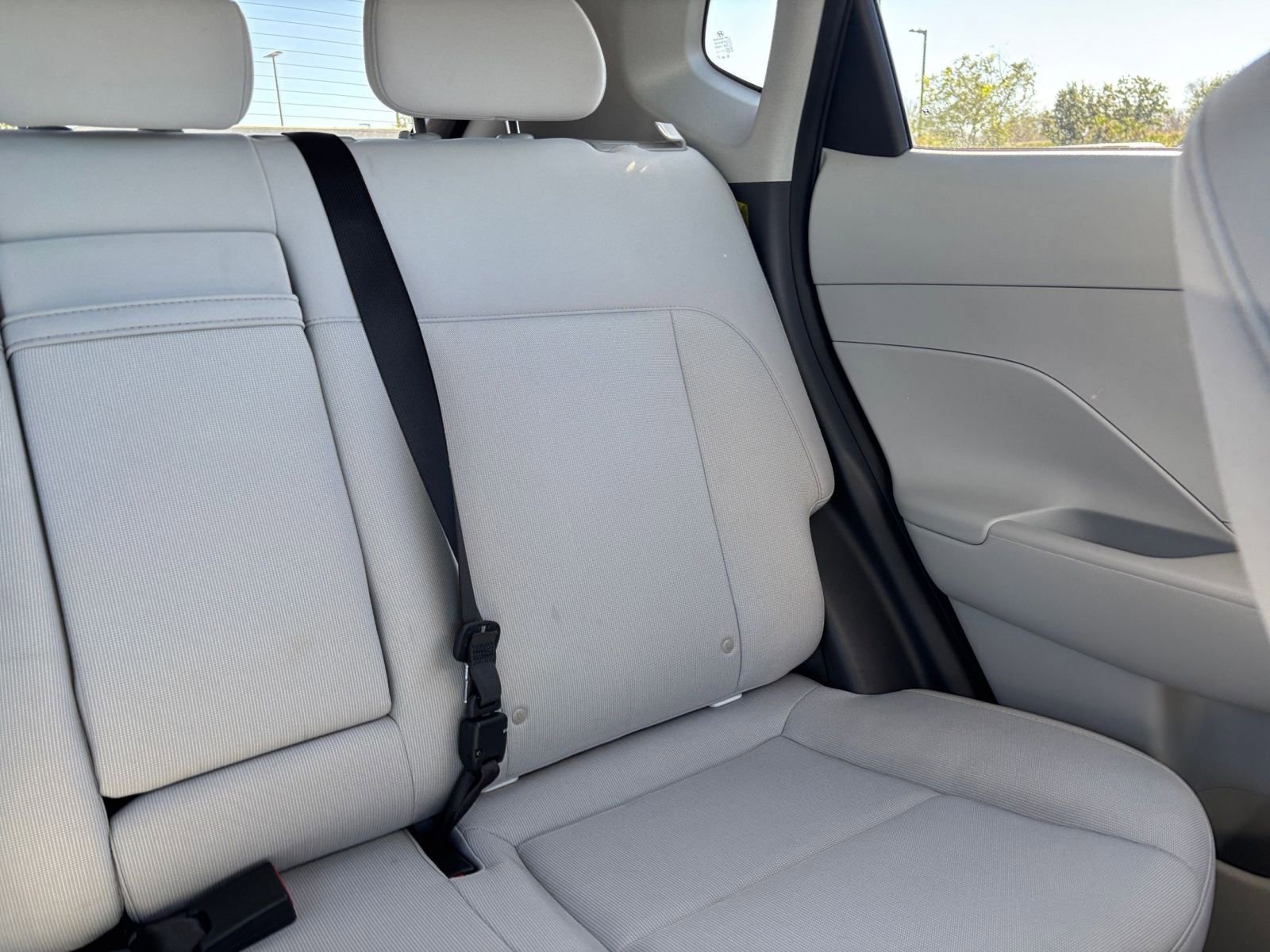 Used 2025 Hyundai Kona SEL image 37