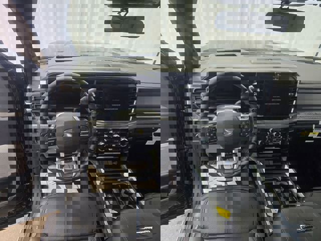 New 2025 Ford F350 Platinum w/ FX4 Off-Road Package image 4