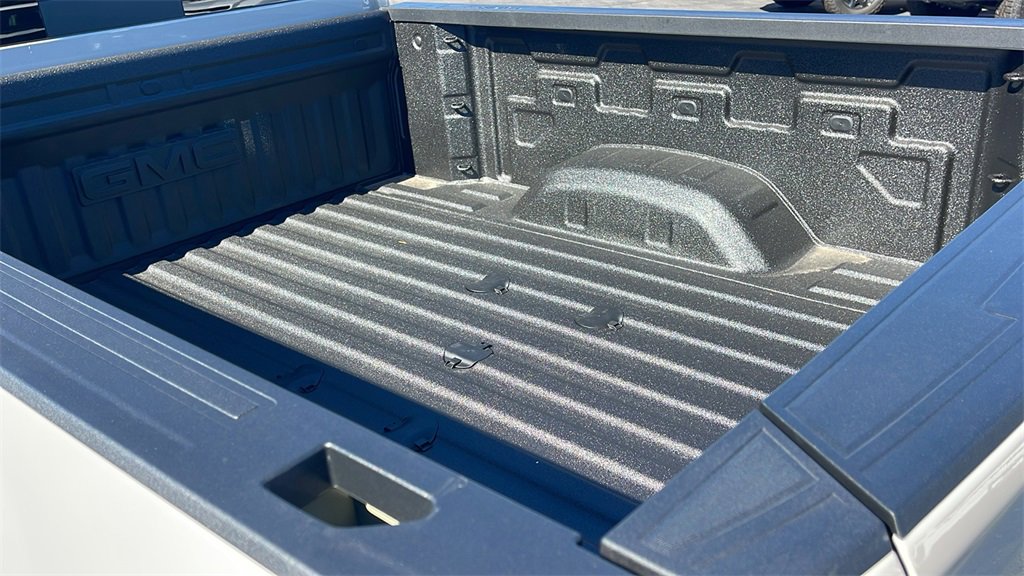 New 2026 GMC Sierra 2500 AT4 w/ AT4 Premium Plus Package image 27