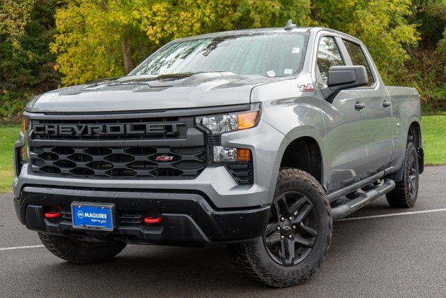 Used 2024 Chevrolet Silverado 1500 Custom Trail Boss image 1