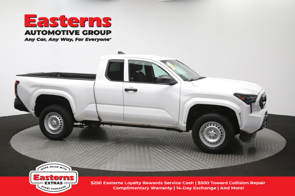 Used 2024 Toyota Tacoma SR RWD image 43