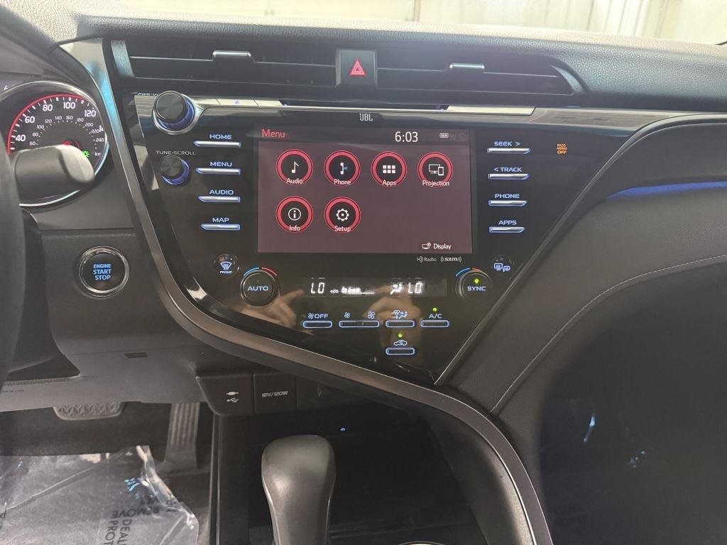 Used 2019 Toyota Camry XSE FWD image 18
