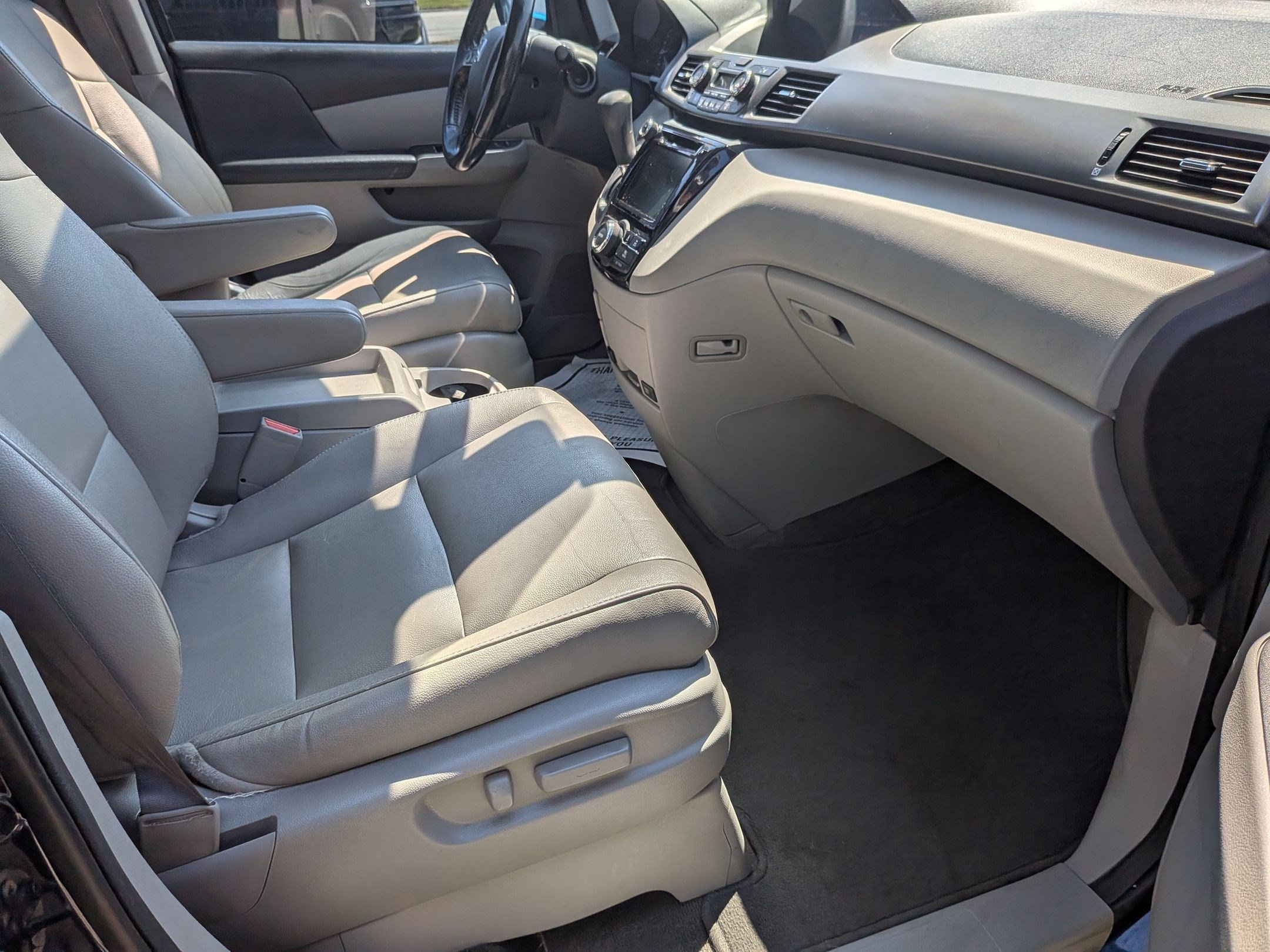 Used 2017 Honda Odyssey EX-L image 25