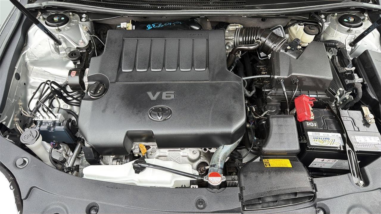 Used 2016 Toyota Avalon Limited FWD image 33