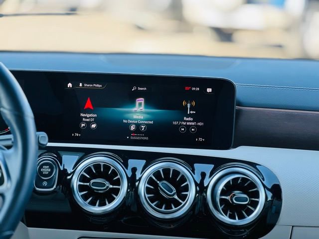 Used 2023 Mercedes-Benz CLA 250 4MATIC w/ Premium Package image 10