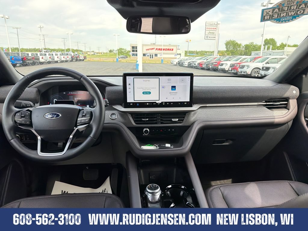 Used 2026 Ford Explorer Platinum w/ LUX Leather Package AWD/4WD image 12