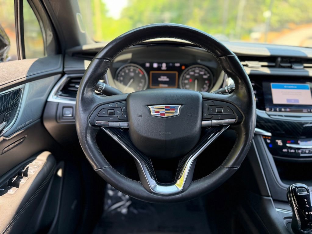 Used 2024 Cadillac XT6 Premium Luxury w/ Technology Package AWD/4WD image 43