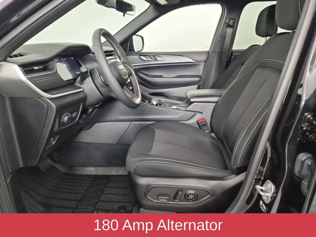 Used 2025 Jeep Grand Cherokee L Laredo w/ Luxury Tech Group I RWD image 17