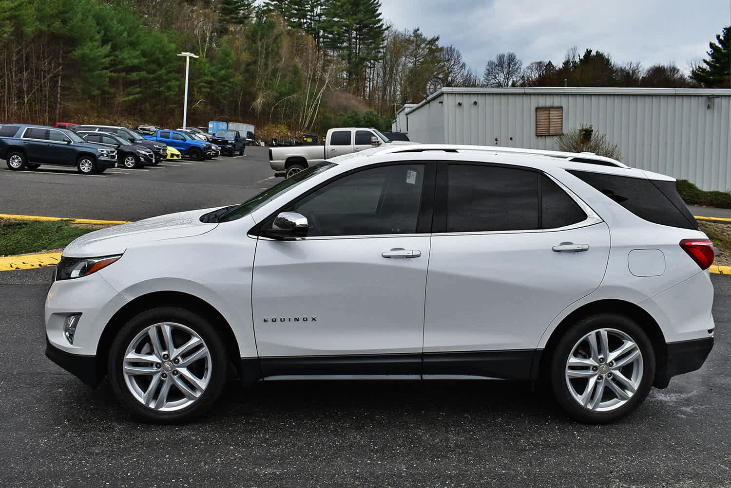 Used 2019 Chevrolet Equinox Premier AWD/4WD image 4