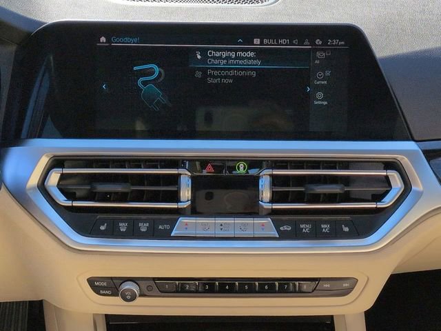 Used 2022 BMW 330e xDrive w/ Premium Package image 18