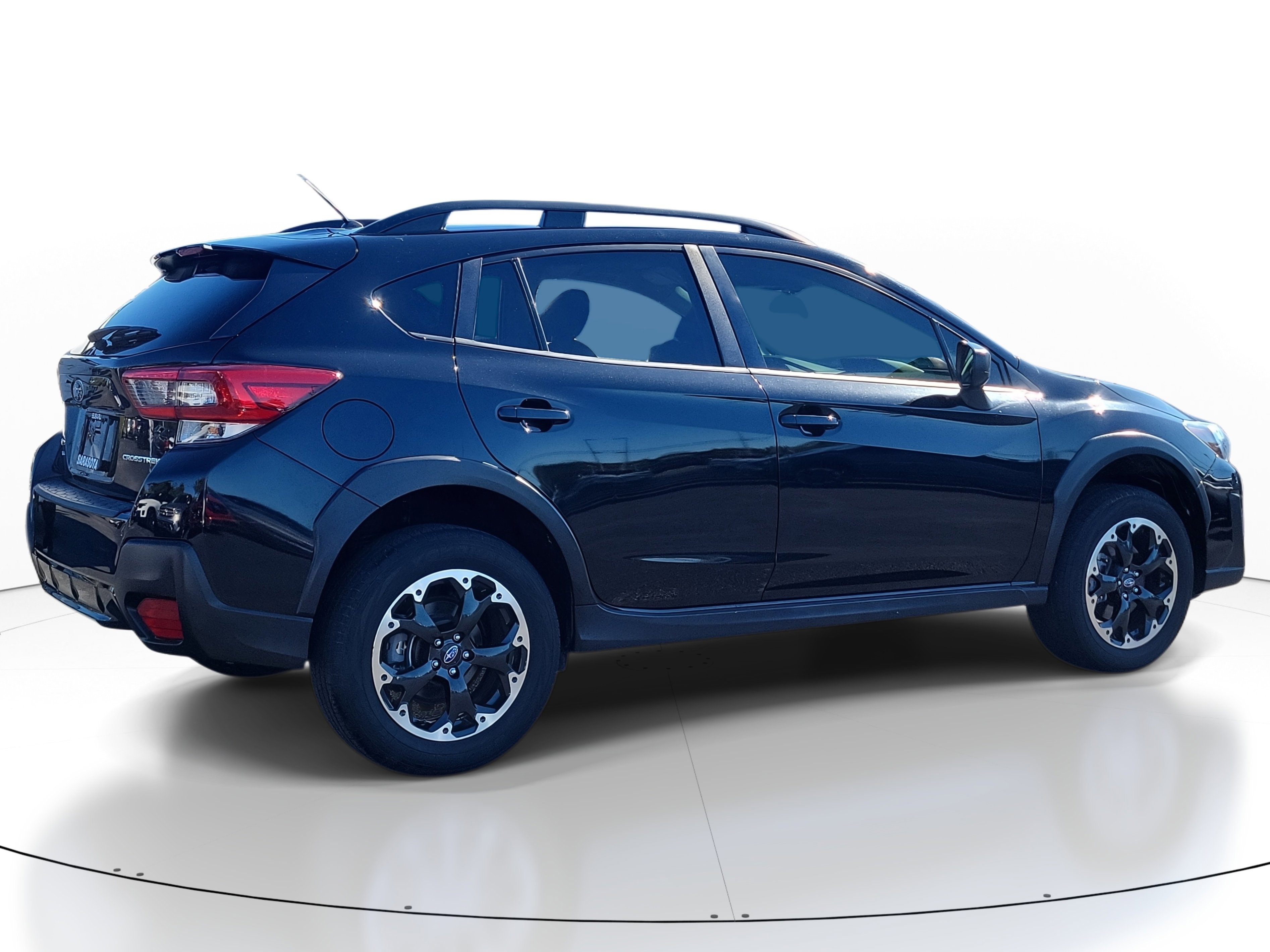 Certified 2023 Subaru Crosstrek 2.0i image 5