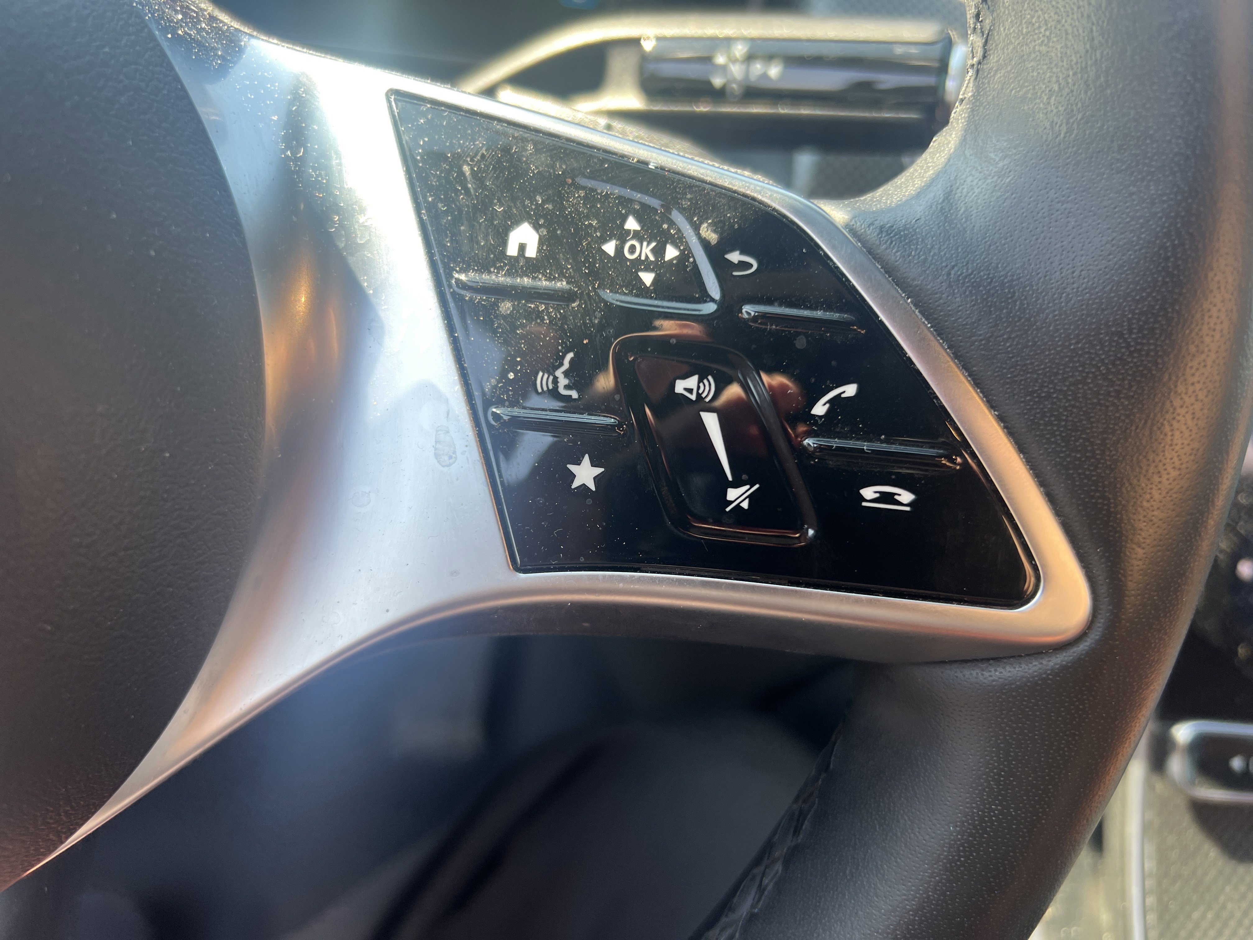 Used 2024 Mercedes-Benz GLC 300 4MATIC image 20