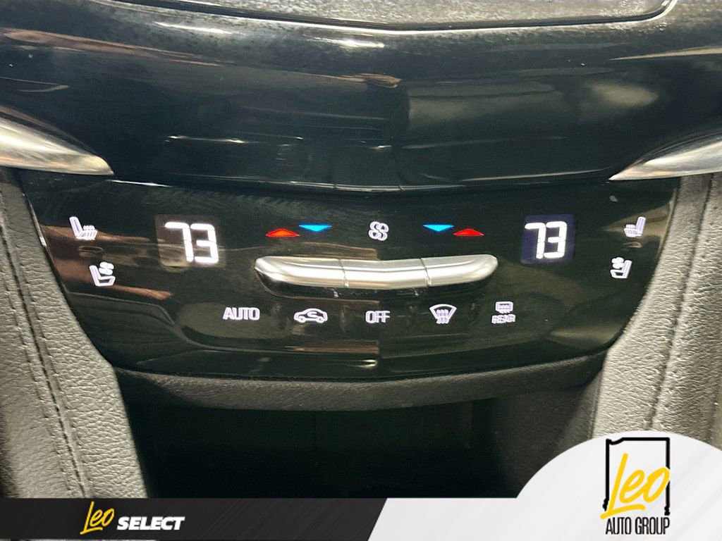 Used 2023 Cadillac XT6 Sport AWD/4WD image 16