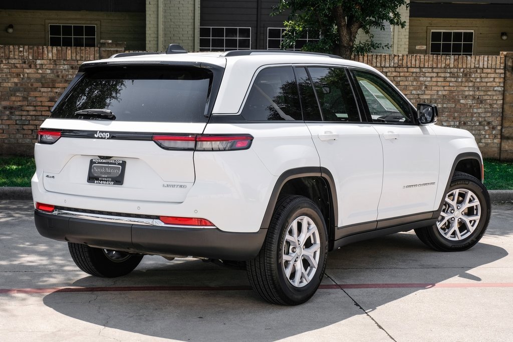 Used 2022 Jeep Grand Cherokee Limited image 15