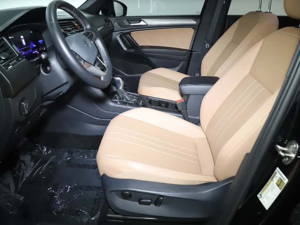 Certified 2023 Volkswagen Tiguan SE AWD/4WD image 18