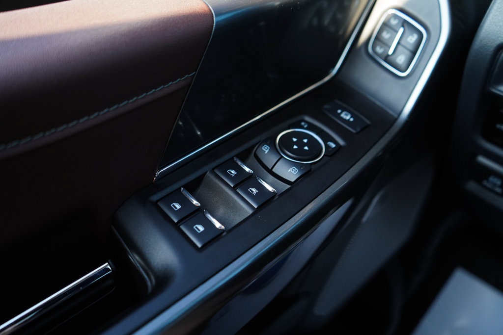 Used 2023 Ford F150 Lariat AWD/4WD image 35
