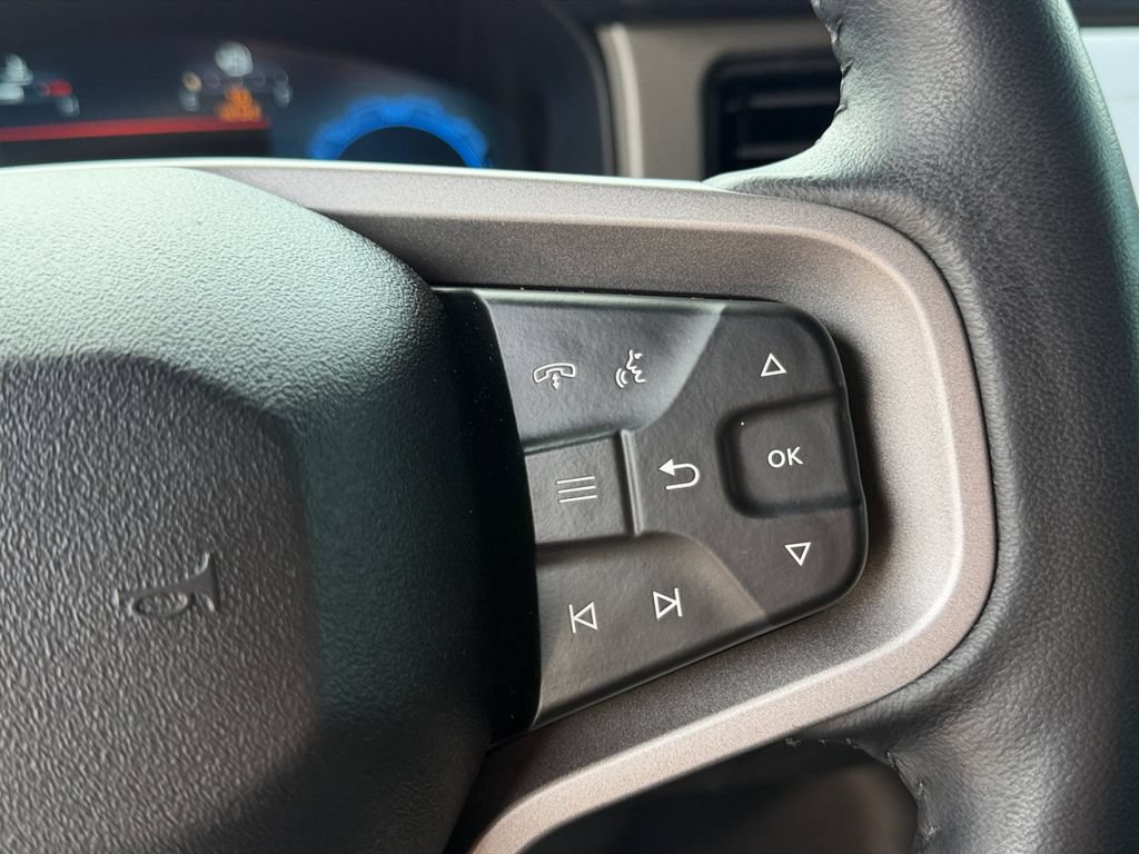 Used 2025 Ford Bronco Outer Banks AWD/4WD image 32
