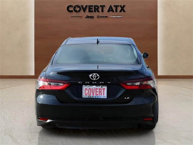 Used 2024 Toyota Camry LE image 4