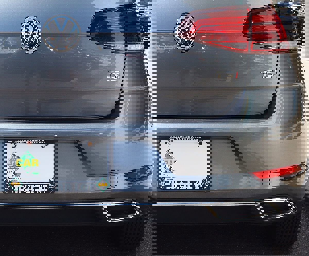 Used 2018 Volkswagen Golf SE image 20