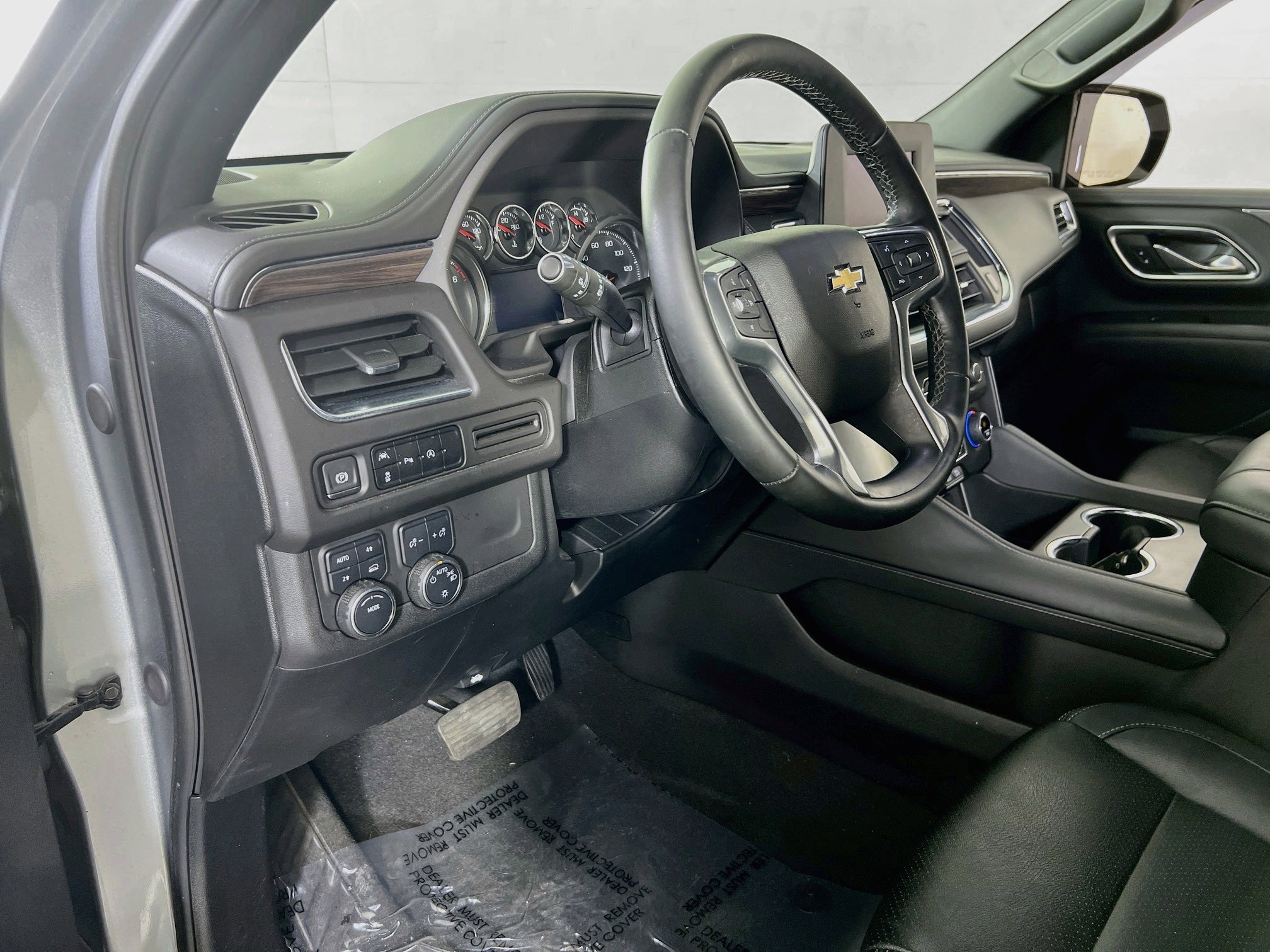 Used 2024 Chevrolet Tahoe LS w/ Driver Alert Package AWD/4WD image 9