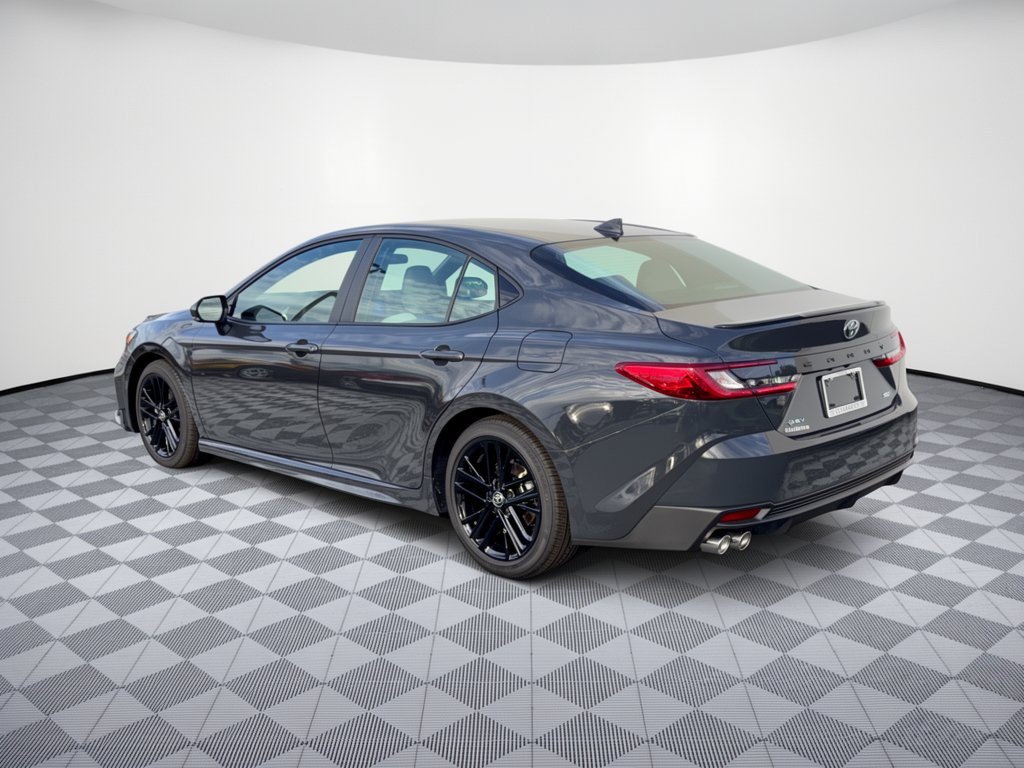 Used 2026 Toyota Camry SE FWD image 3
