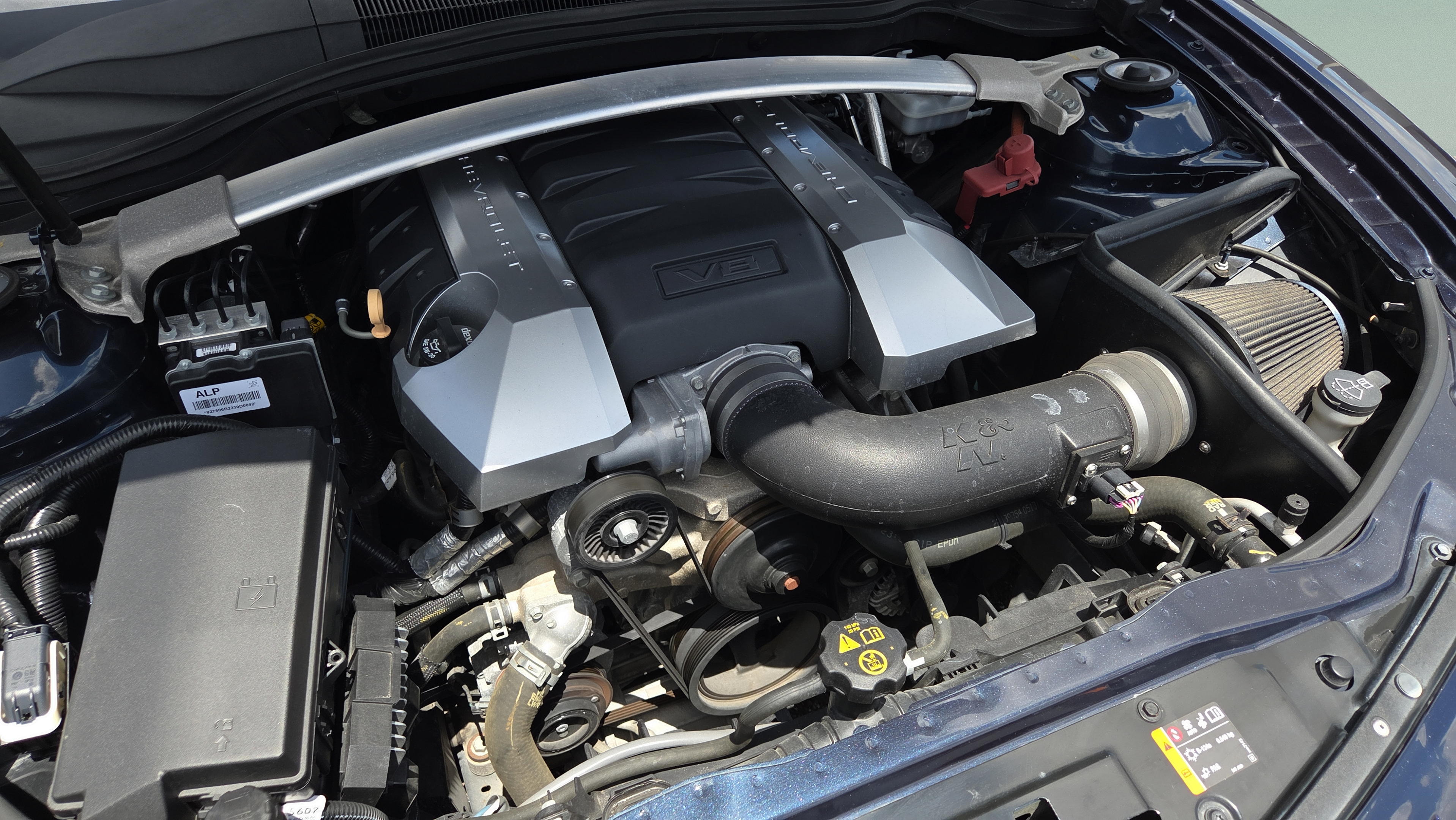 Used 2013 Chevrolet Camaro SS RWD image 9