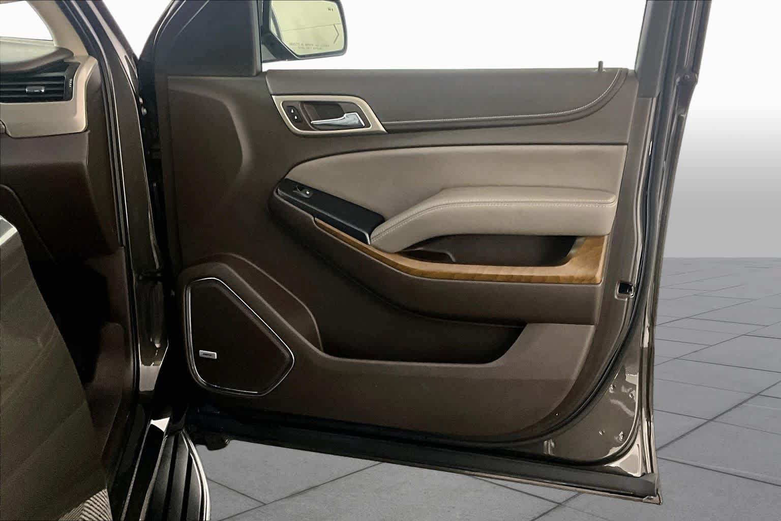 Used 2019 GMC Yukon Denali w/ Open Road Package RWD image 21