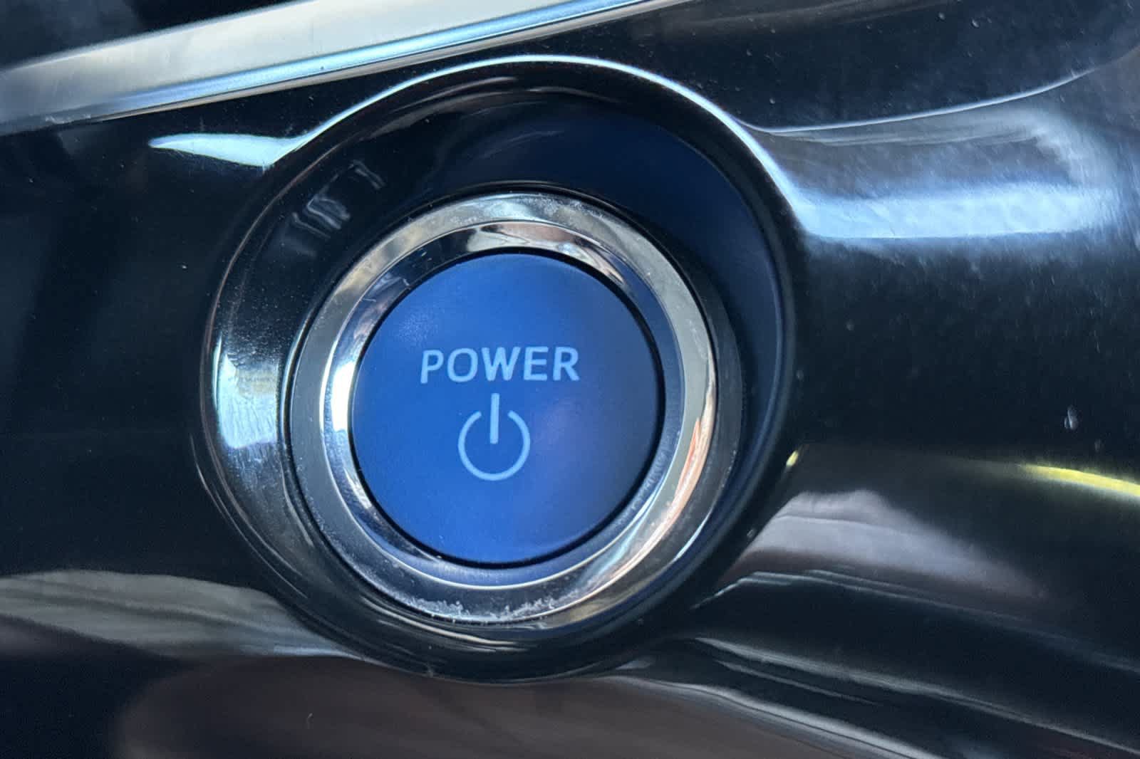 Used 2020 Toyota Prius Prime XLE FWD image 23