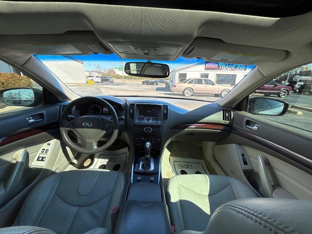 Used 2012 INFINITI G37 Journey w/ Premium Pkg image 22