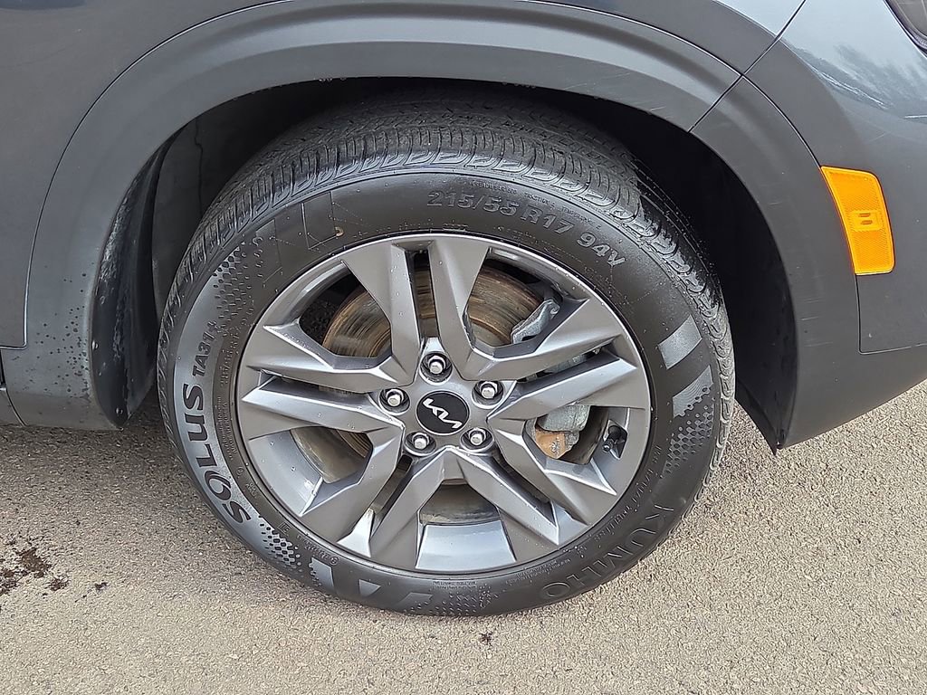 Certified 2023 Kia Seltos S w/ Navigation Package AWD/4WD image 8