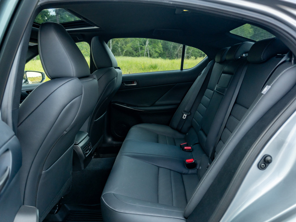 Used 2022 Lexus IS 350 F Sport AWD/4WD image 14