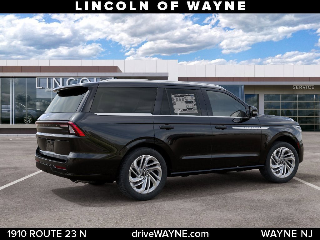 New 2027 Lincoln Navigator Reserve AWD/4WD image 7