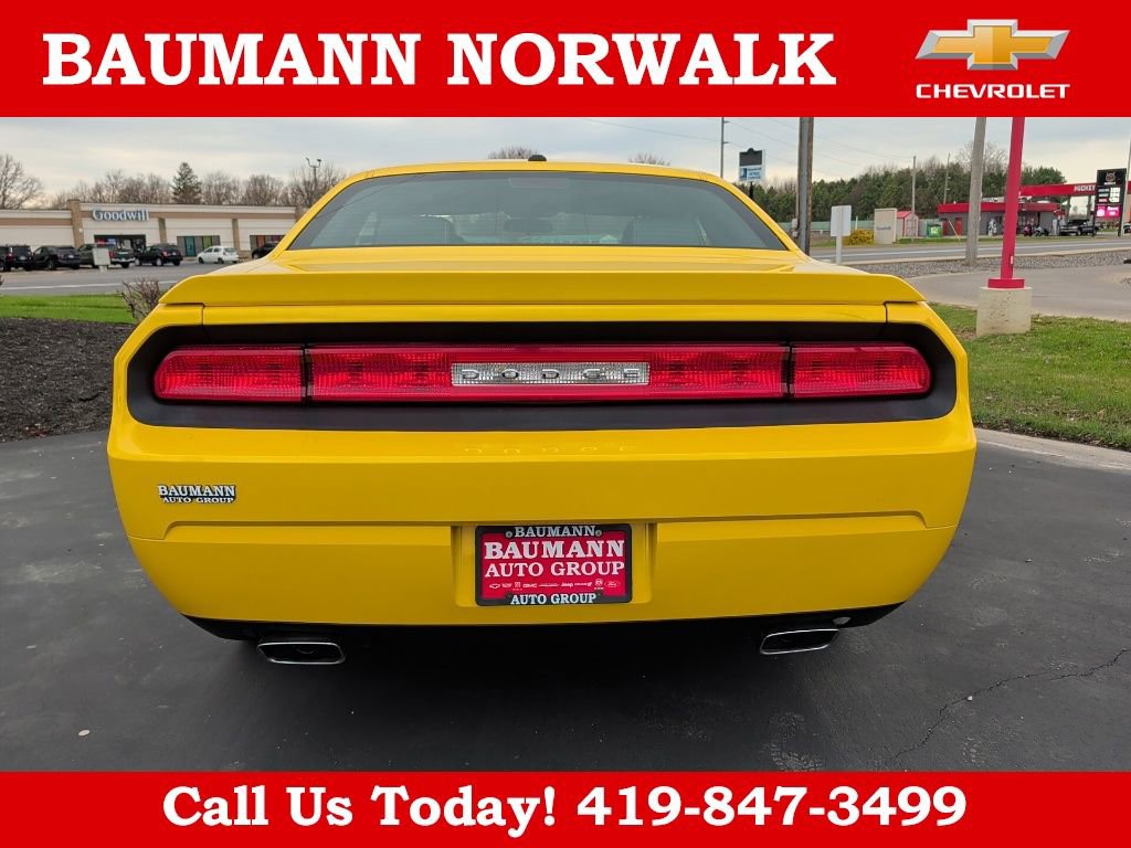 Used 2010 Dodge Challenger R/T image 6