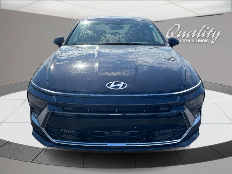 Used 2025 Hyundai Sonata SEL FWD image 11