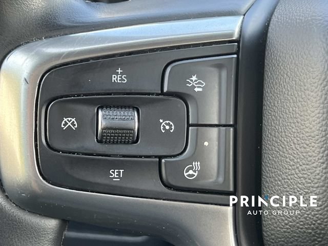 Used 2023 Chevrolet Suburban Premier AWD/4WD image 19