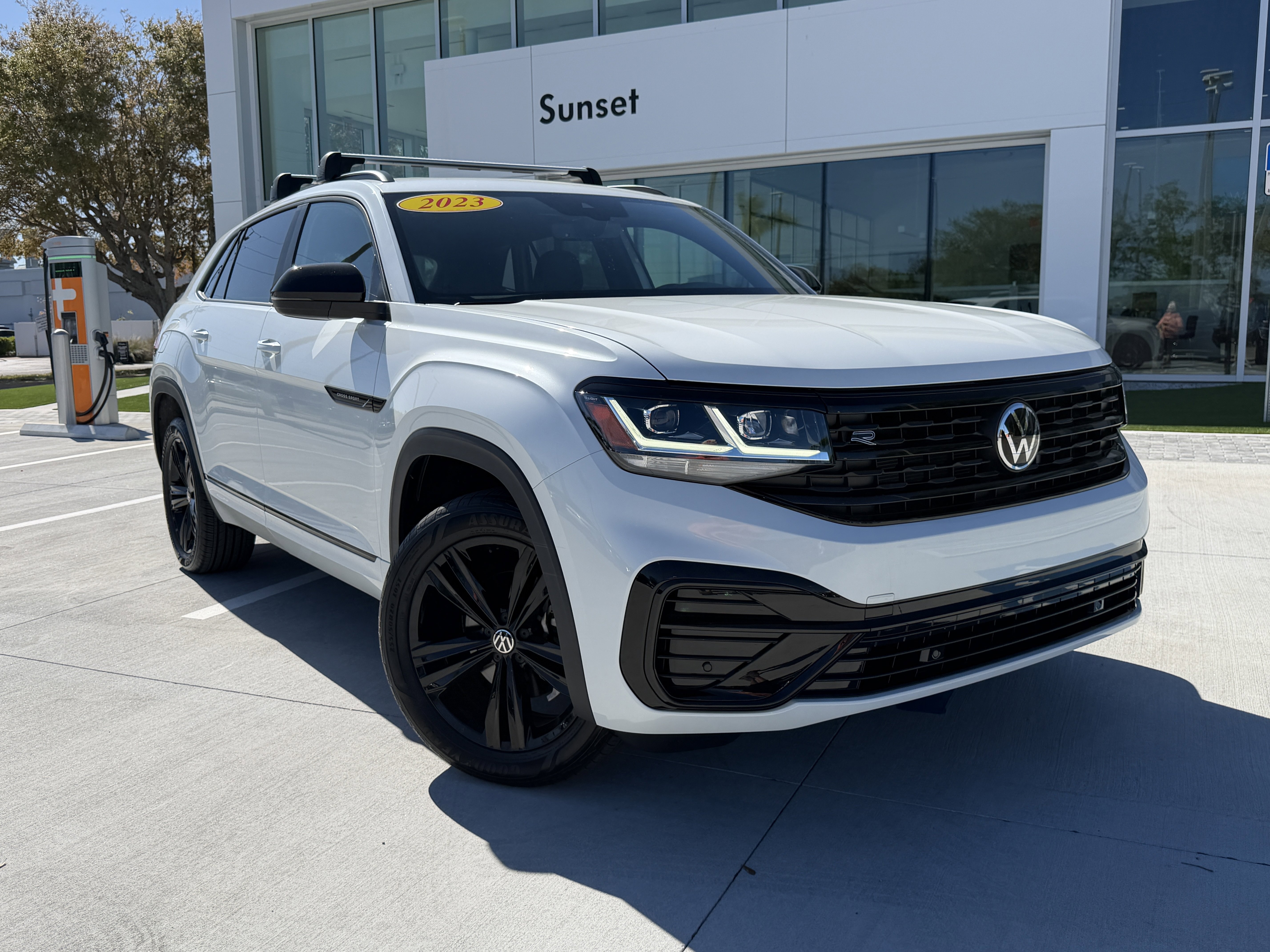 Used 2023 Volkswagen Atlas Cross Sport SEL R-Line