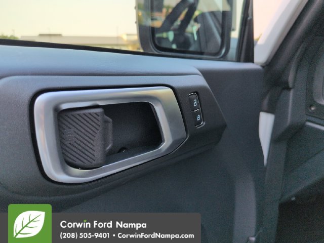 New 2026 Ford Bronco Outer Banks w/ Sasquatch Package AWD/4WD image 11