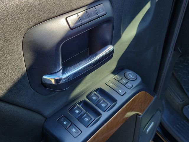 Used 2015 Chevrolet Silverado 1500 LTZ RWD image 20