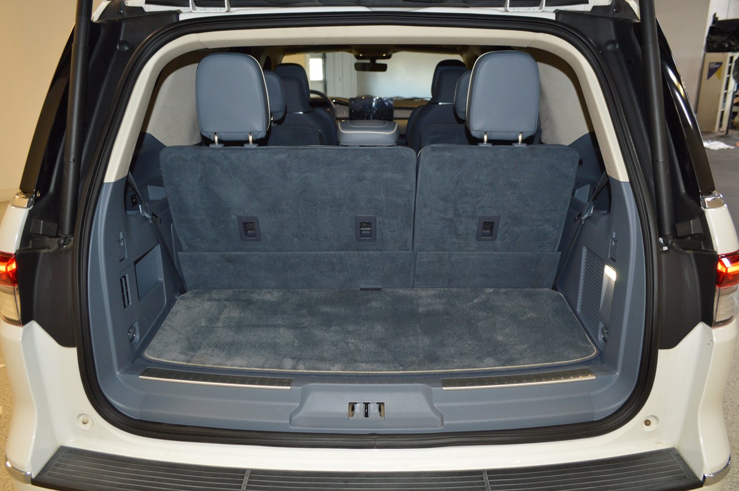 Used 2022 Lincoln Navigator Black Label AWD/4WD image 14