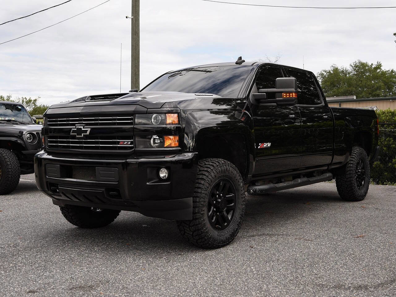 Used 2018 Chevrolet Silverado 2500 LTZ w/ Duramax Plus Package AWD/4WD image 3
