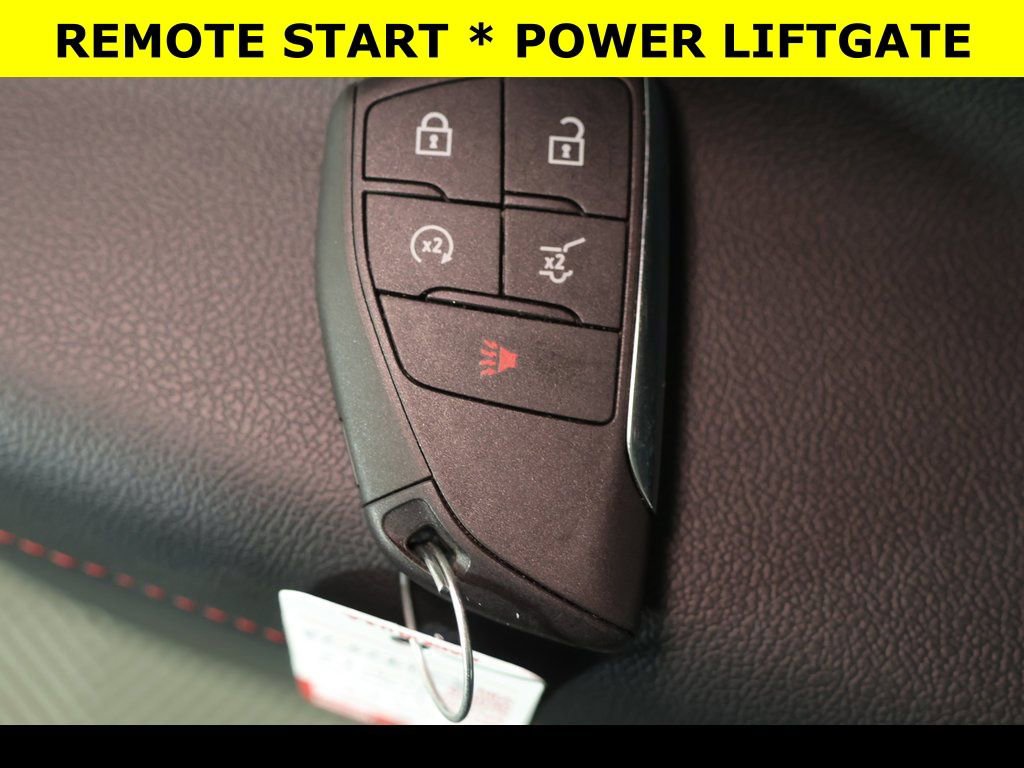 Used 2024 Chevrolet Traverse RS w/ LPO, Floor Liner Package image 7