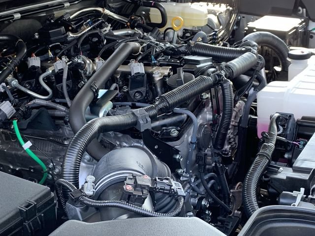 Certified 2025 Toyota 4Runner SR5 AWD/4WD image 16