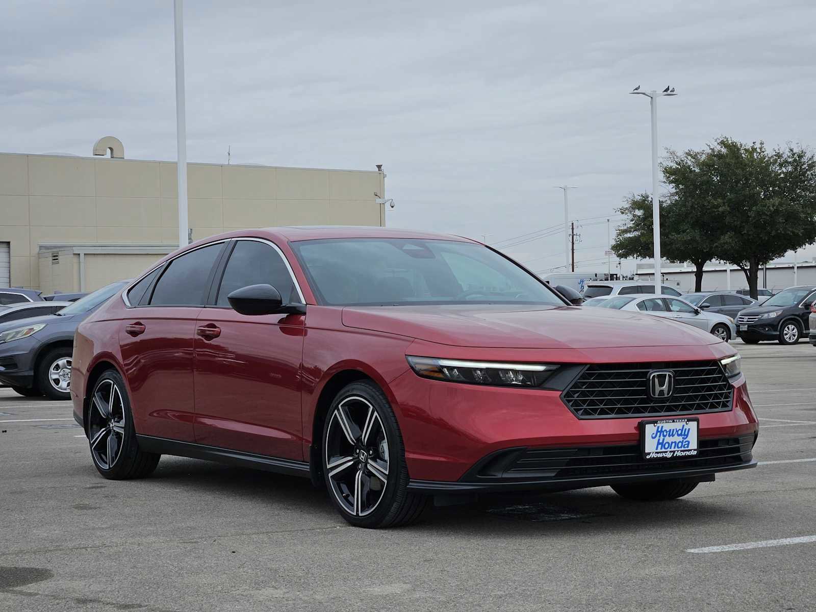 Used 2024 Honda Accord Sport image 3