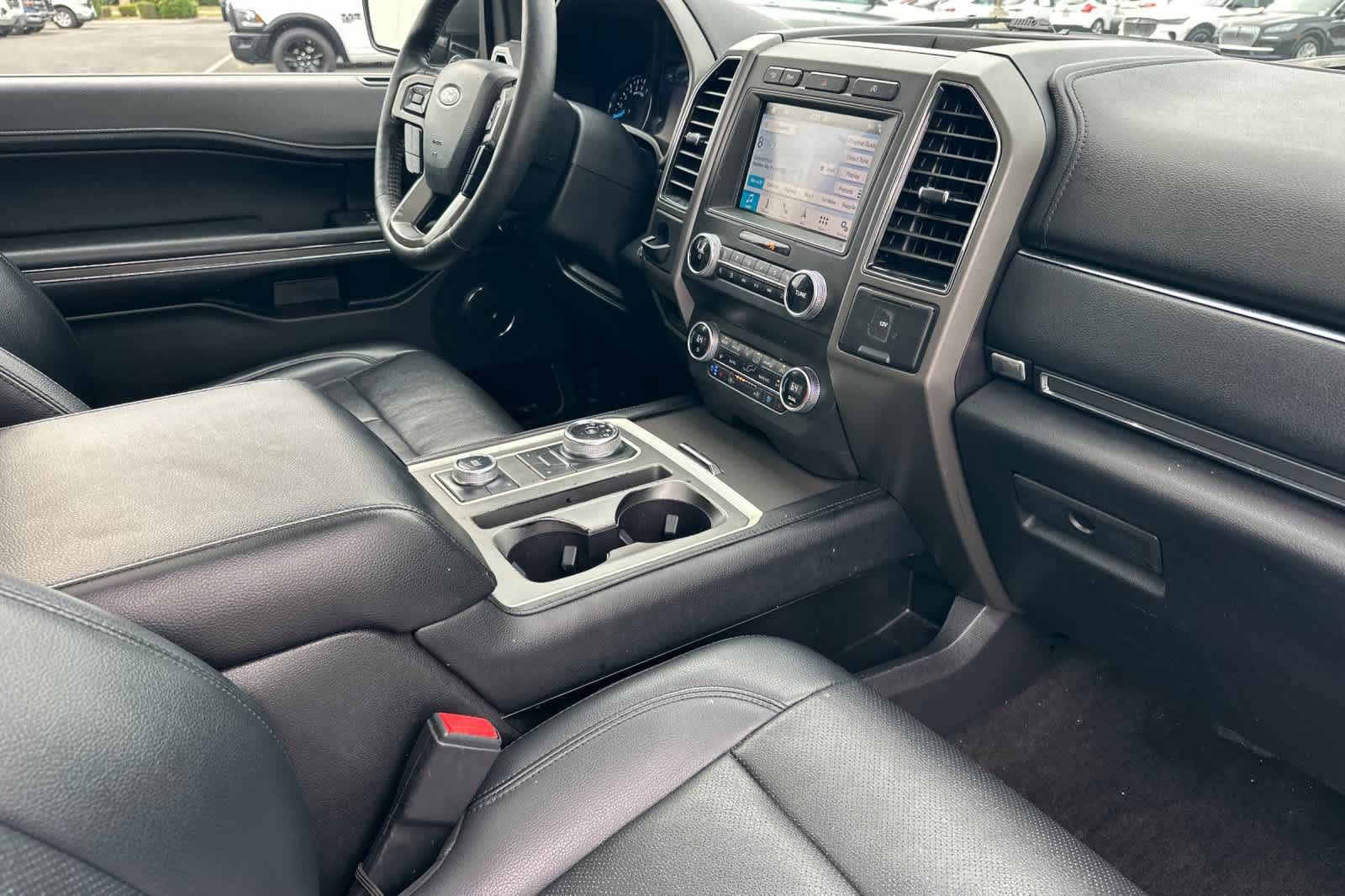 Used 2019 Ford Expedition XLT w/ Equipment Group 202A image 17