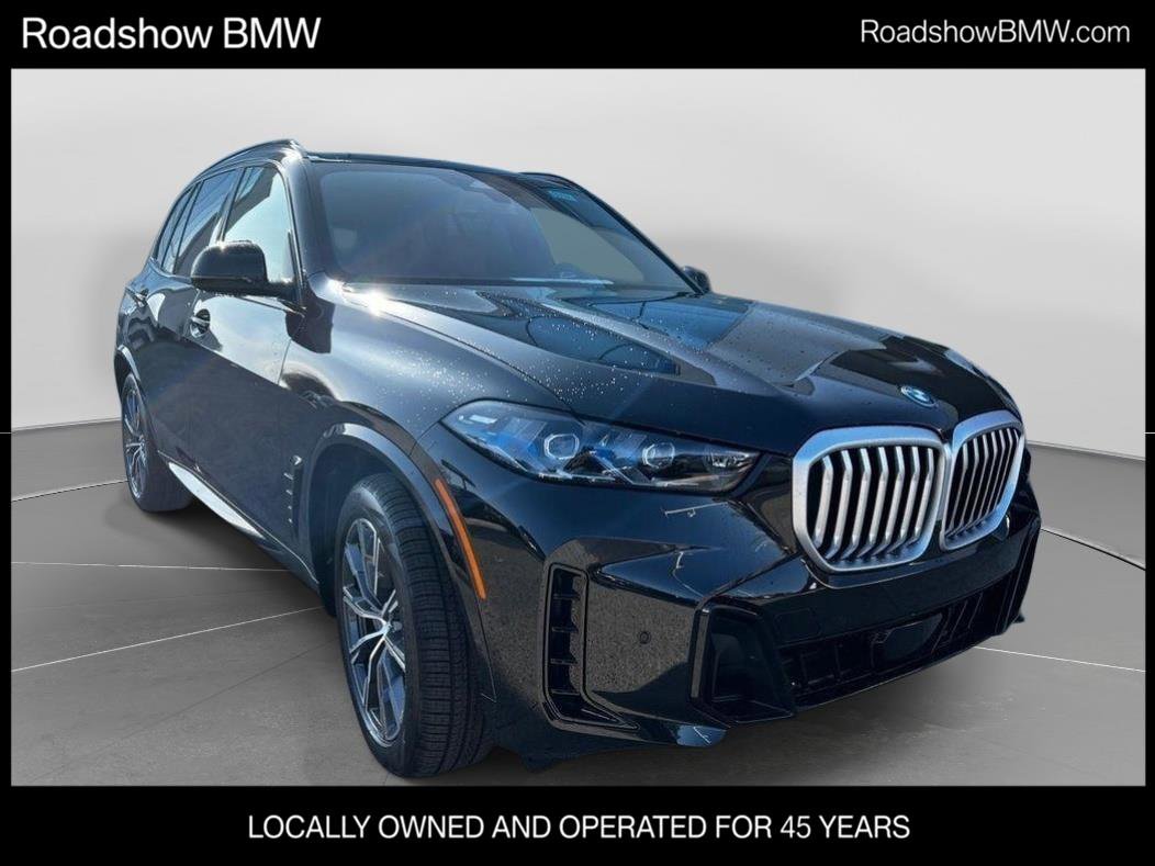 New 2026 BMW X5 xDrive50e w/ M Sport Package AWD/4WD image 1
