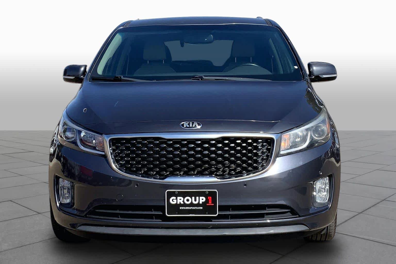 Used 2017 Kia Sedona EX FWD image 4