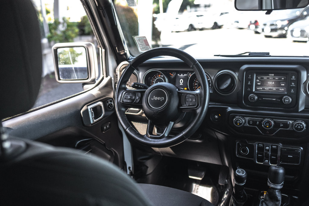 Used 2019 Jeep Wrangler Unlimited Sport S AWD/4WD image 10