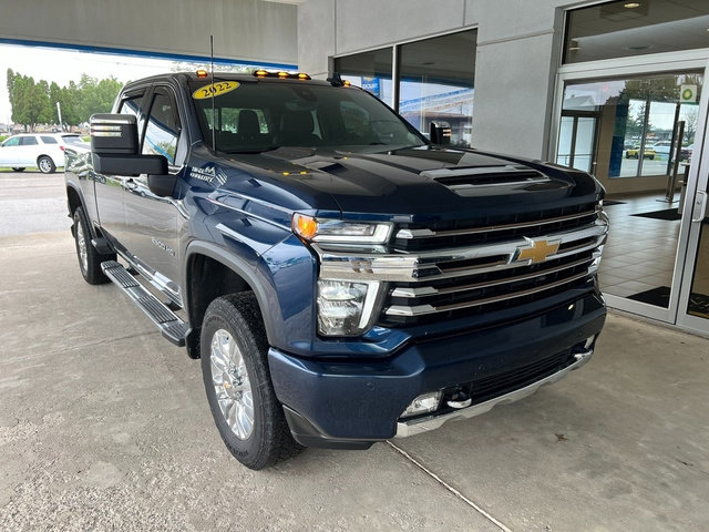Used 2022 Chevrolet Silverado 2500 High Country w/ Technology Package image 5